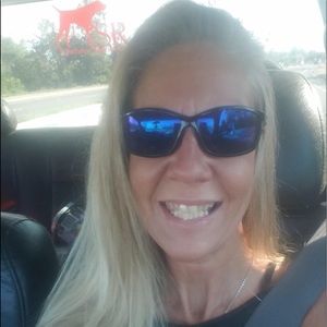 Meet your Posher, Kristi